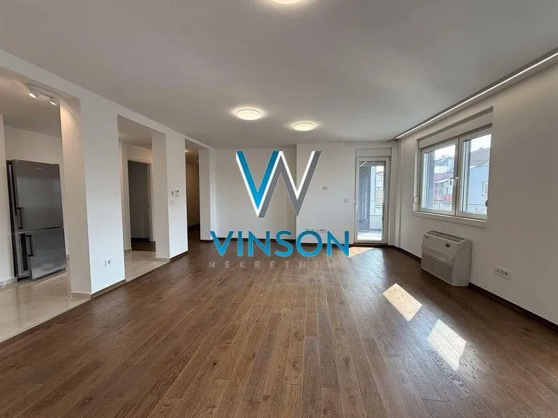 Prodaja, četvorosoban stan, 125m², Bulevar Oslobodjenja, Novi Sad Sve Podlokacije