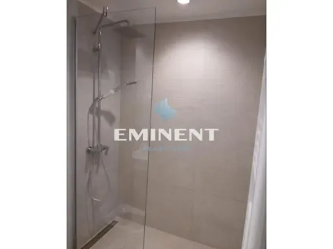 Izdavanje, trosoban stan, 80m², Savski Venac, Beograd - image 8
