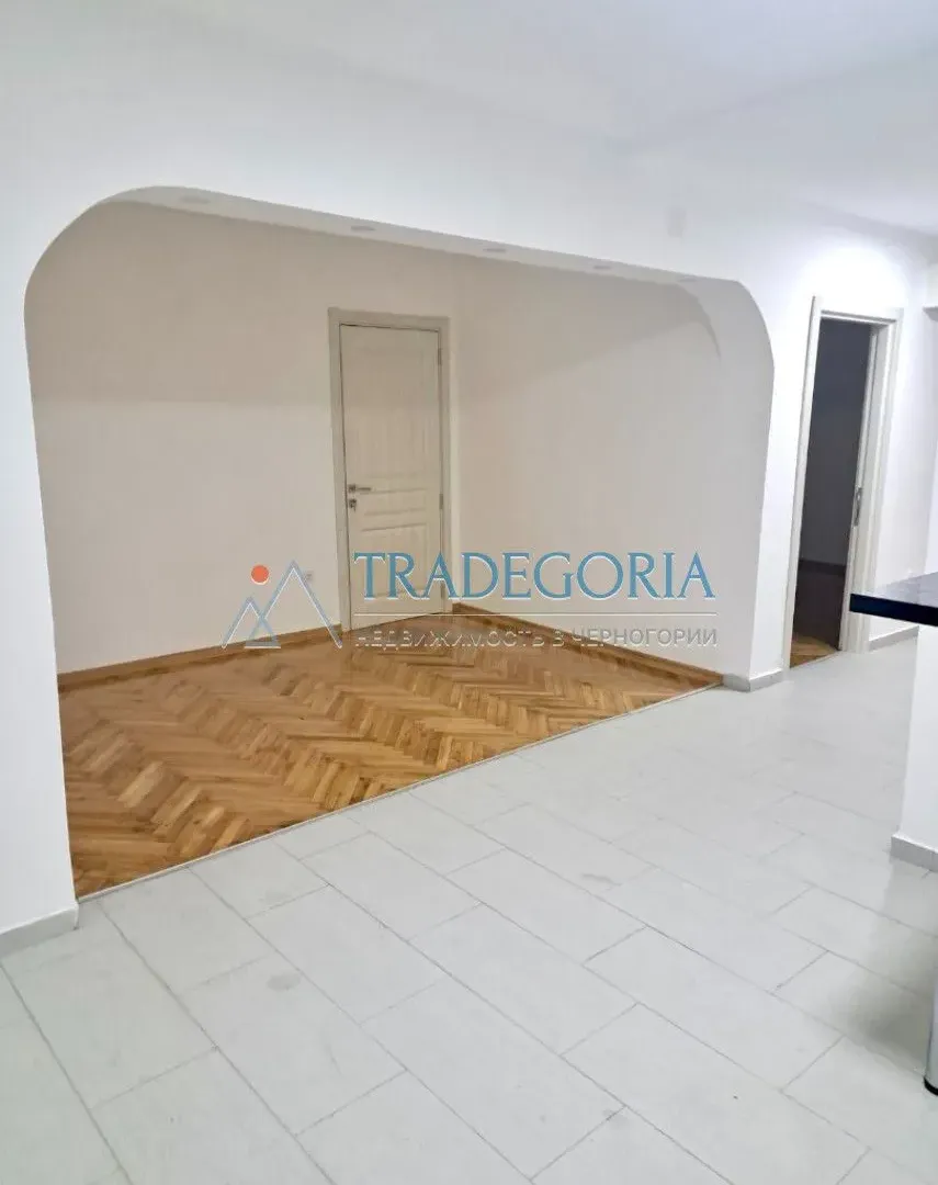 Prodaja, dvosoban stan, 65m², Bar, Crna Gora