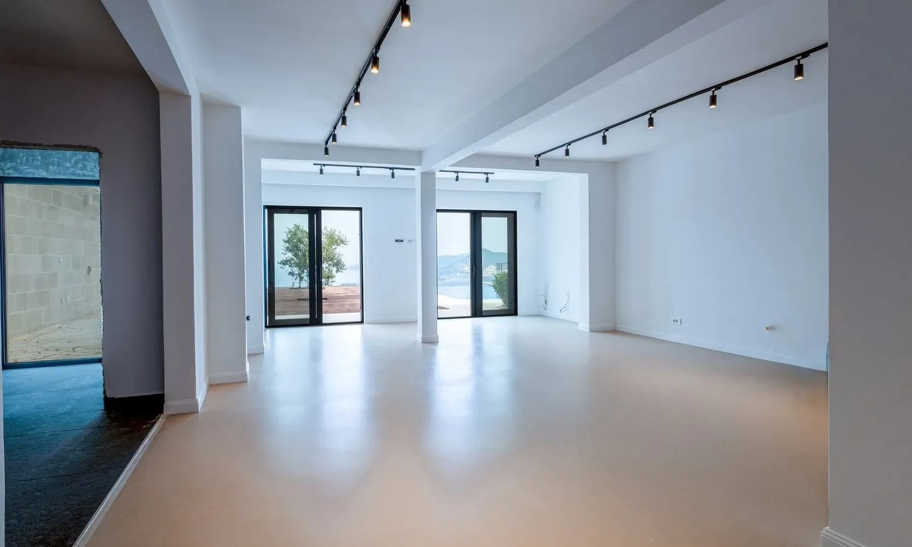 Sale, house, 450m², Tudorovići, Budva