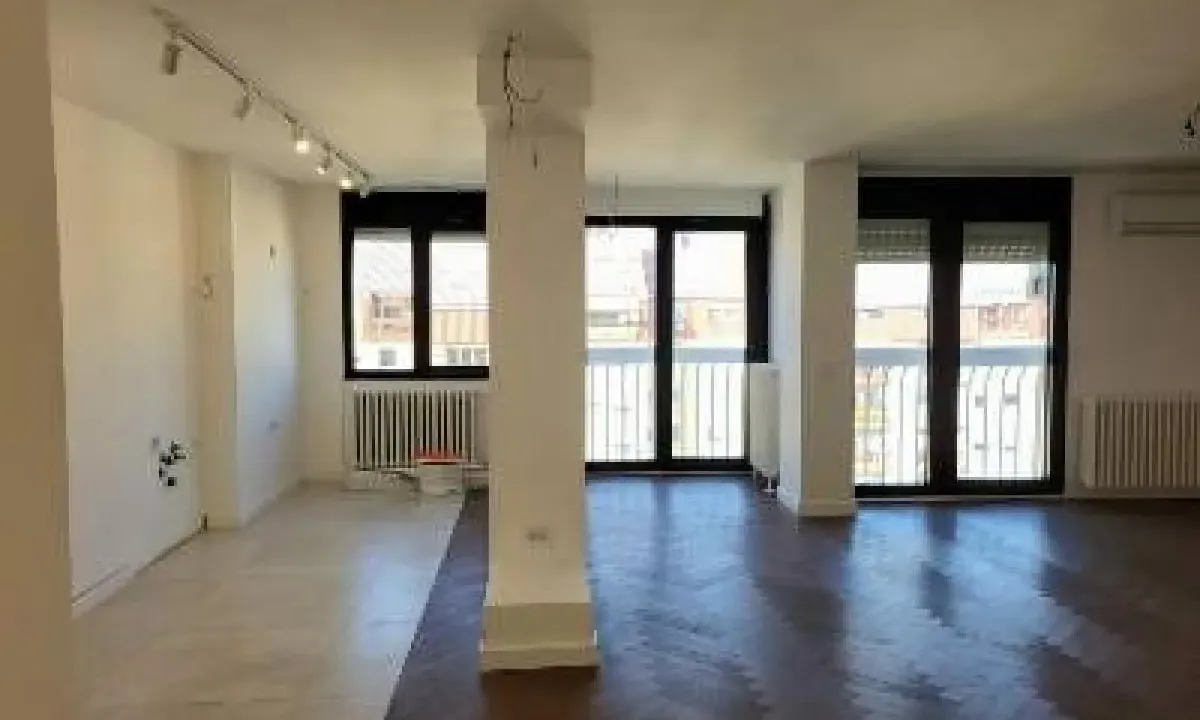 Prodaja, četvorosoban stan, 144m², Liman 4, Novi Sad Sve Podlokacije