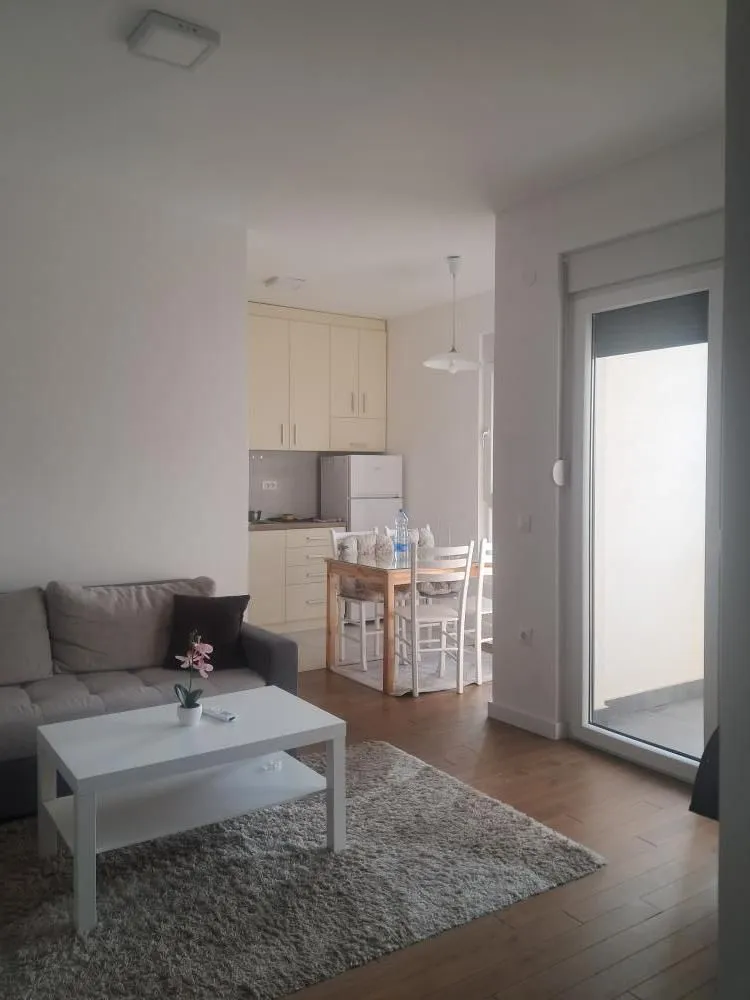 Rent, two bedroom apartment, 54m², Surčin, Beograd