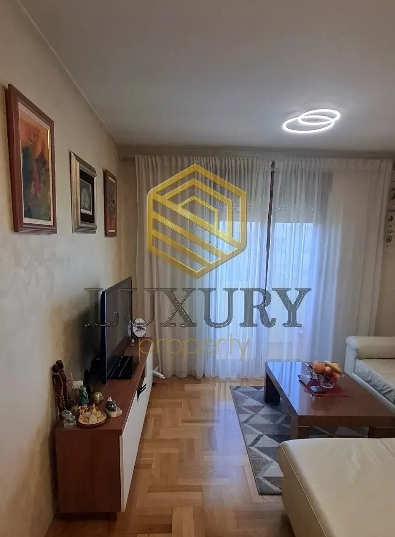 Prodaja, dvosoban stan, 67m², Stari Aerodrom, Podgorica