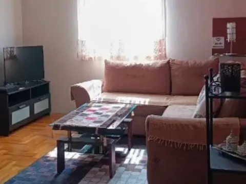 Prodaja, jednosoban stan, 40m², Tuški Put, Podgorica - image 6