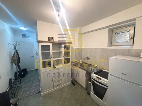 Rent, studio apartment, 24m², Vračar Hram, Vračar Sve Podlokacije - image 10