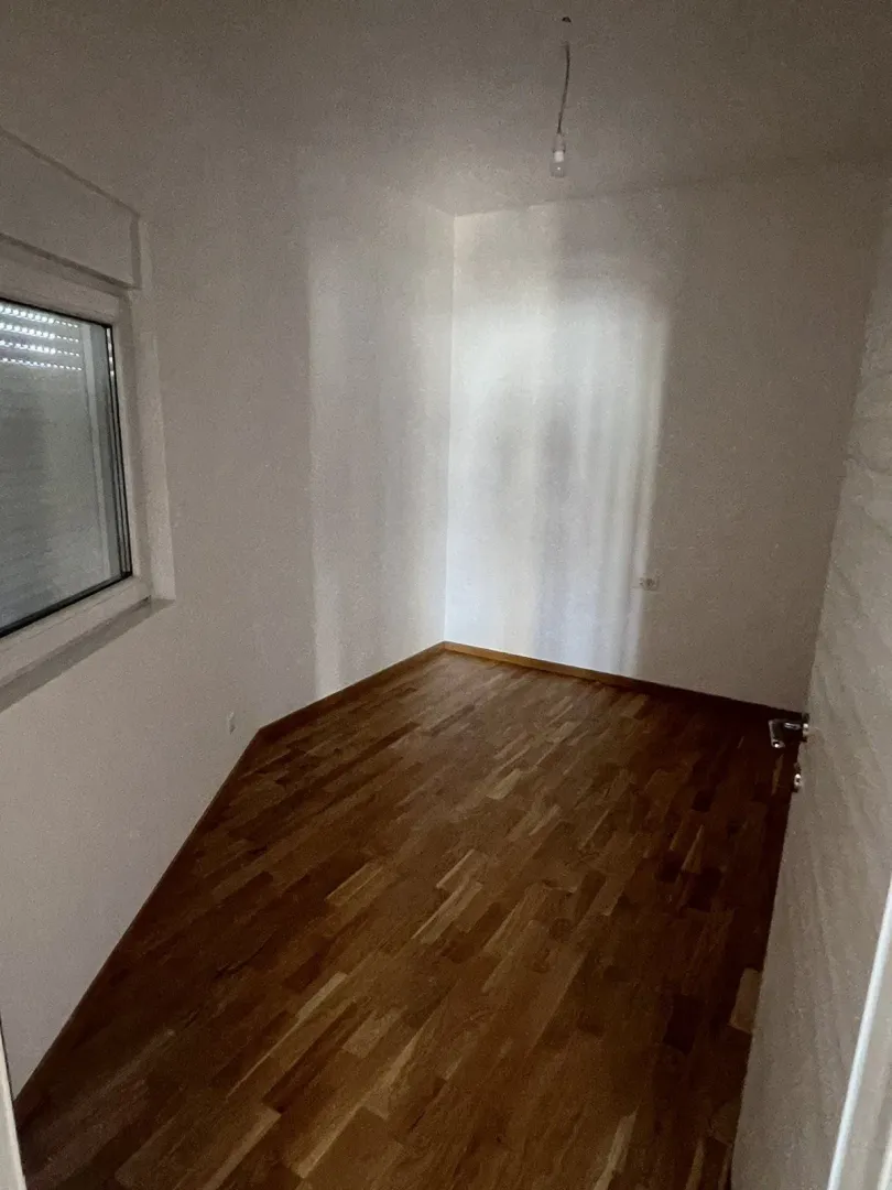 Izdavanje, dvosoban stan, 62m², Zabjelo, Podgorica