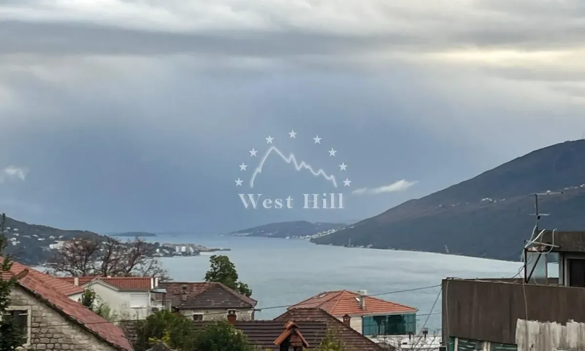 Sale, house, 220m², Herceg Novi, Crna Gora