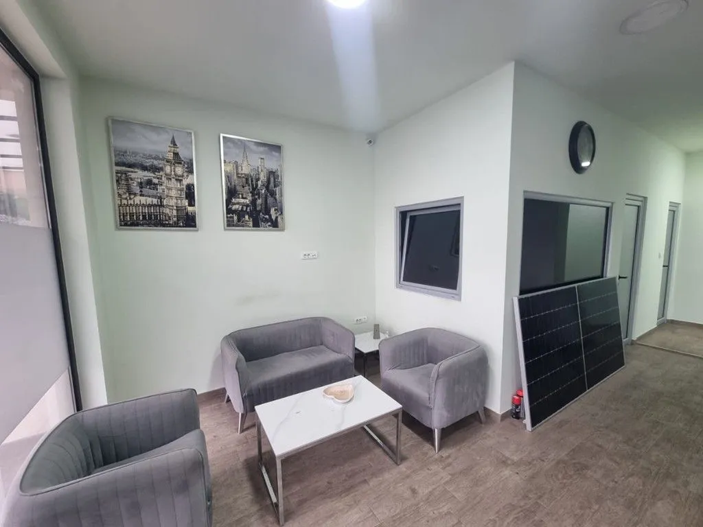 Sale, office space, 57m², City Kvart, Podgorica