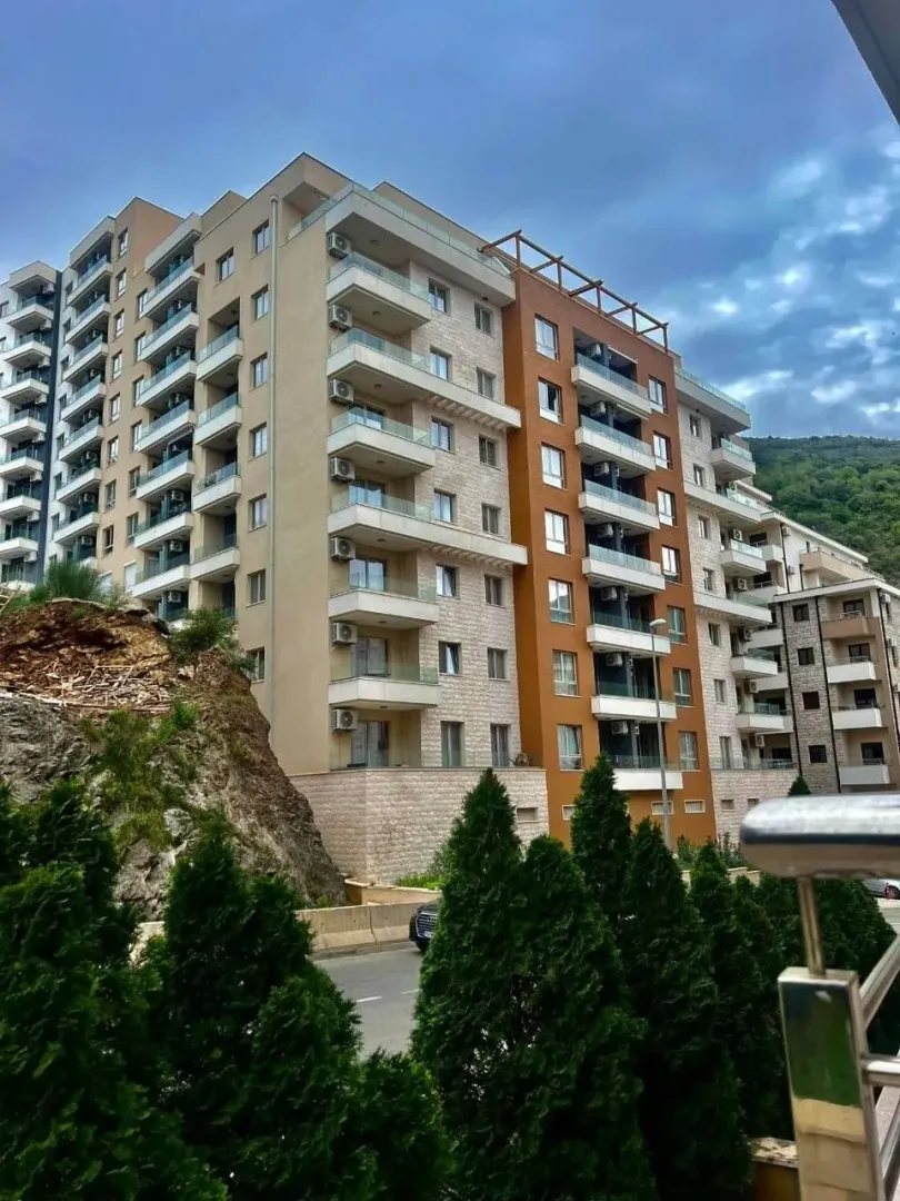 Sale, two bedroom apartment, 62m², Bečići, Budva