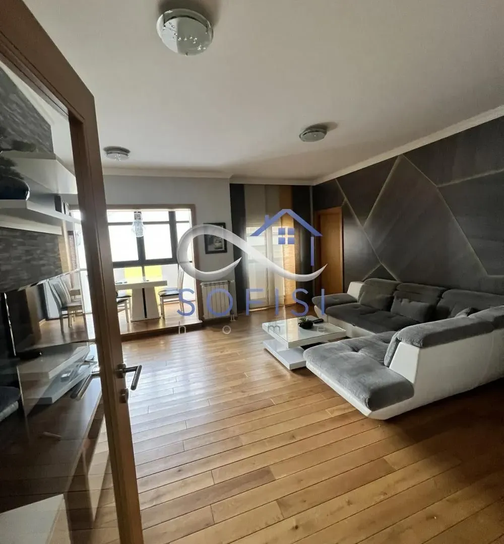 Izdavanje, trosoban stan, 64m², Novi Sad Sve Podlokacije, Novi Sad