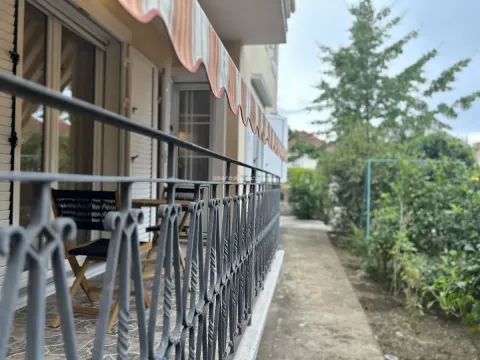 Rent, two bedroom apartment, 100m², Tivat, Crna Gora - image 8