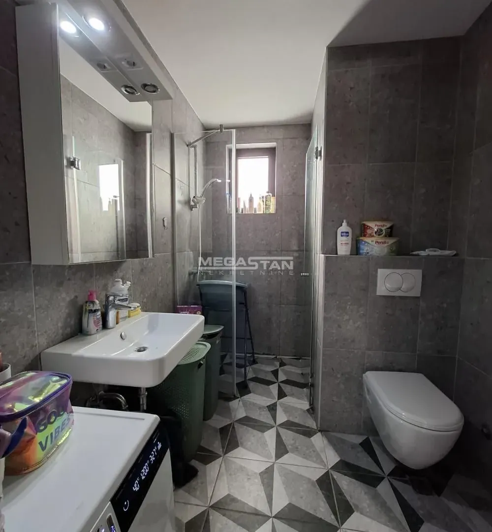 Prodaja, trosoban stan, 78m², Crveni Krst, Beograd