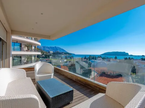Prodaja, četvorosoban stan, 177m2, Bulevar, Budva