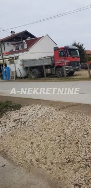 Izdavanje, plac, 2000m², Veternik, Novi Sad Sve Podlokacije