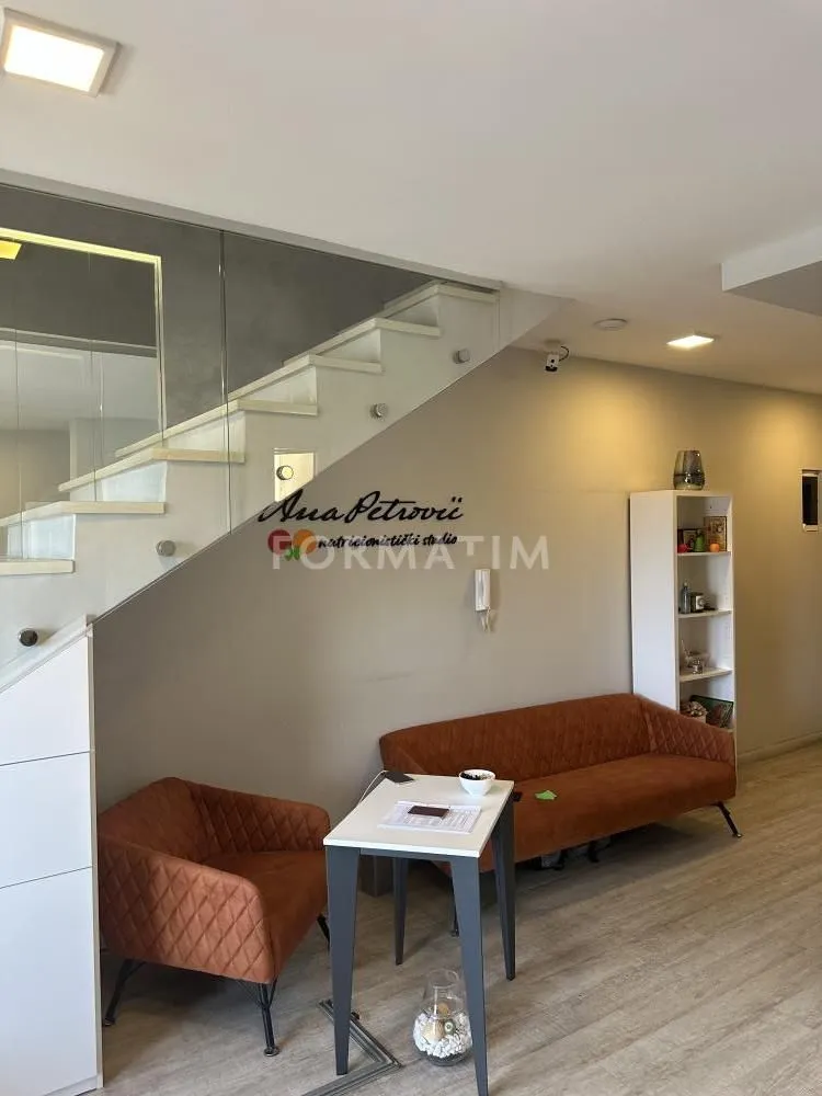 Sale, apartment, 118m², Đeram Pijaca, Beograd
