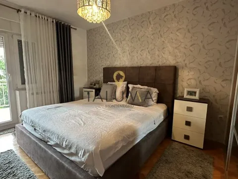 Prodaja, kuća, 340m², Gorica C, Podgorica - image 5