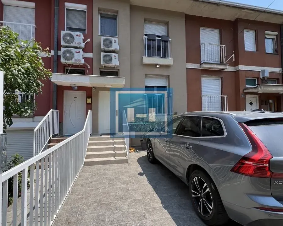 Sale, apartment, 170m², Sarina Medja, Jagodina
