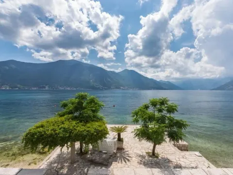 Prodaja, kuća, 365m², Dobrota, Kotor - image 10