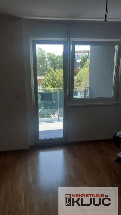 Sale, three bedroom apartment, 68m², Bulevar patrijarha Pavla, Novi Sad Sve Podlokacije