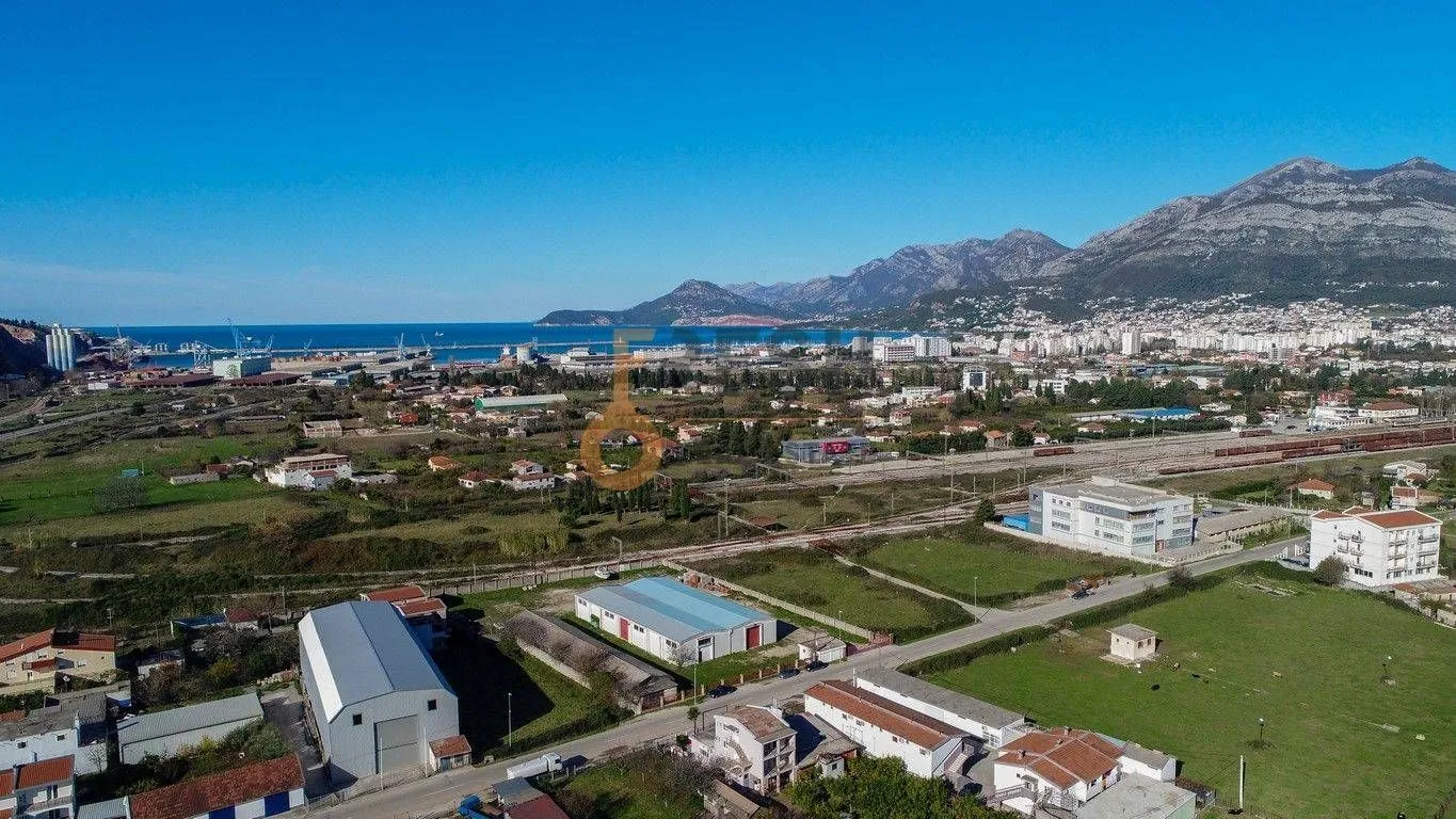Prodaja, plac, 2024m², Bar, Crna Gora