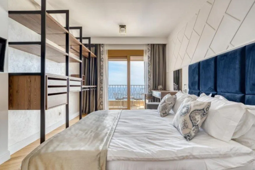 Prodaja, kuća, 450m², Blizikuće, Budva