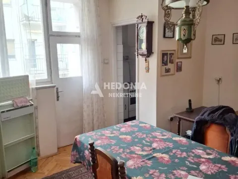 Prodaja, trosoban stan, 76m², Savski Venac, Beograd - image 2