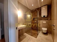 Prodaja, četvorosoban stan, 144m², Vračar Hram, Vračar Sve Podlokacije - image 19