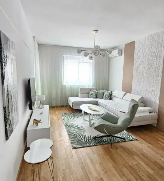 Izdavanje, jednosoban stan, 50m², Stari Aerodrom, Podgorica