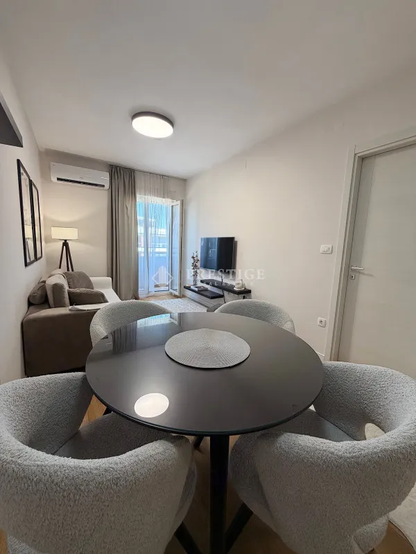 Rent, one bedroom apartment, 40m², Central Point, Podgorica