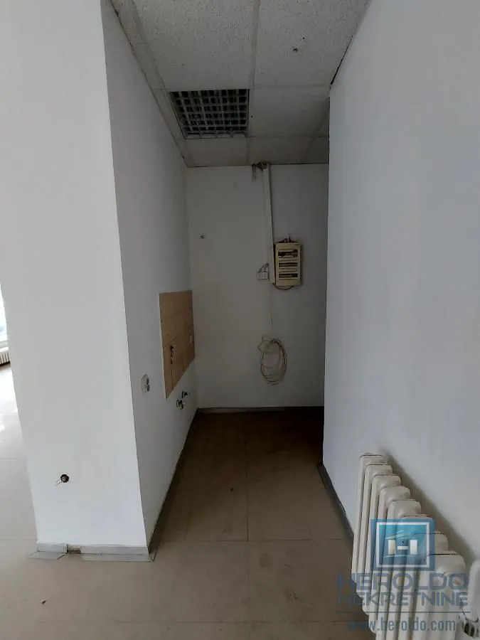 Rent, office space, 98m², Pijaca, Jagodina