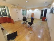 Izdavanje, poslovni prostor, 45m², Centar, Podgorica - image 4