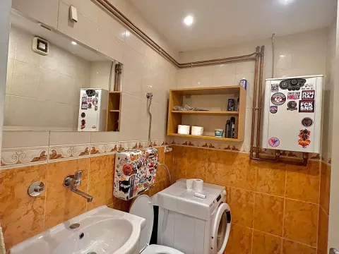 Izdavanje, trosoban stan, 67m², Banovo Brdo, Beograd - image 3