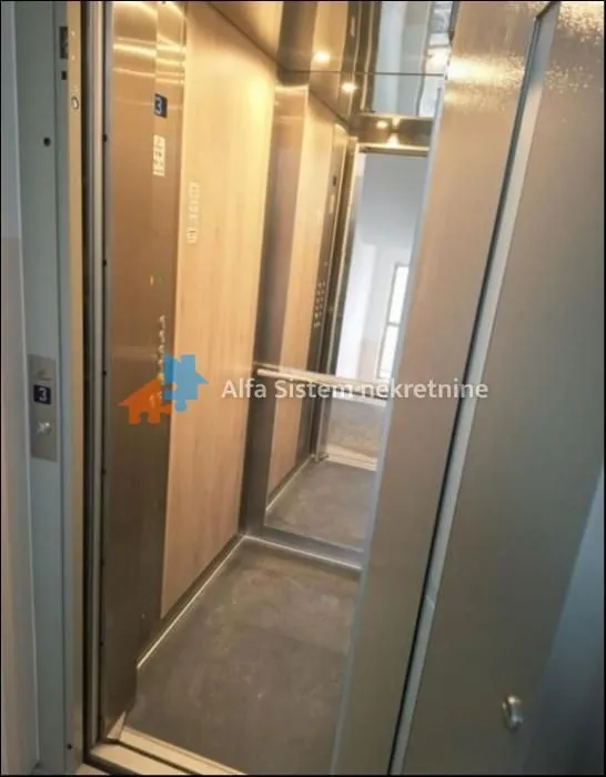 Rent, three bedroom apartment, 70m², Stari Grad, Beograd