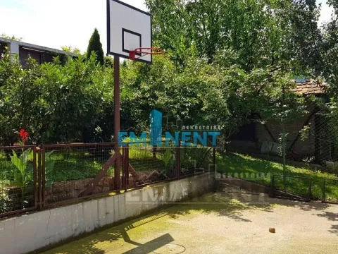 Prodaja, kuća, 465m², Voždovac Sve Podlokacije, Beograd - image 12