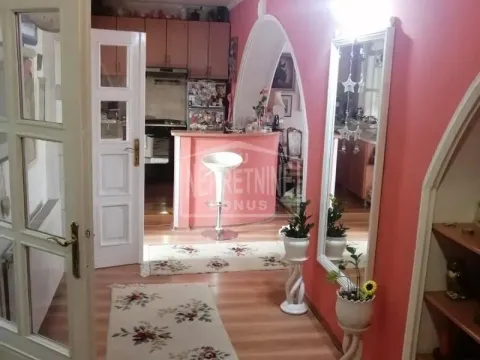 Sale, four bedroom apartment, 94m², Centar, Subotica - image 3