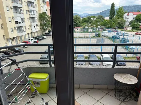 Izdavanje, jednosoban stan, 45m², Stari Aerodrom, Podgorica - image 5