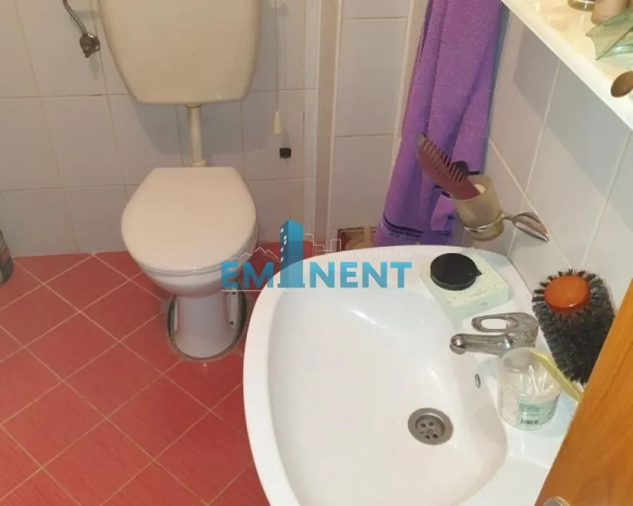 Sale, two bedroom apartment, 60m², Vojvode Vlahovica, Beograd