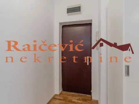 Rent, one bedroom apartment, 43m², Vračar, Šid - image 6