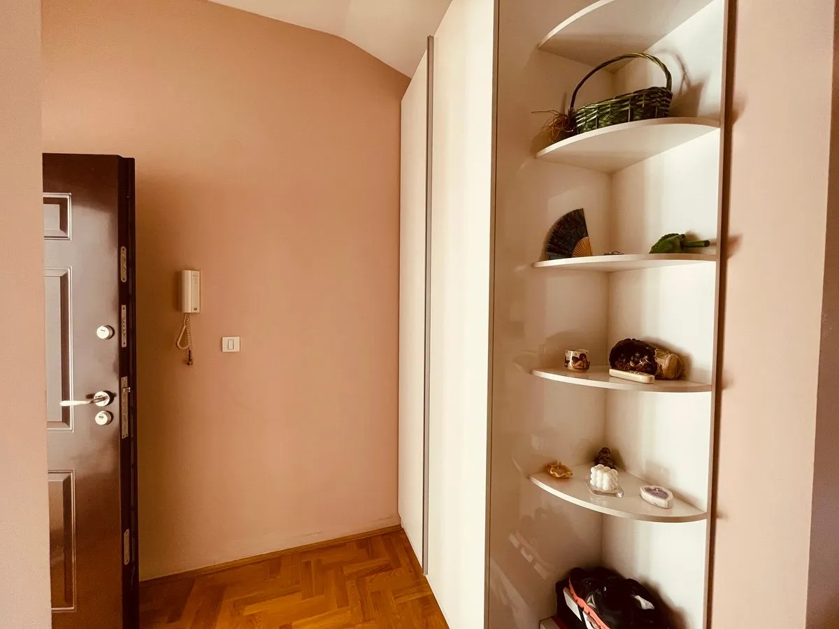 Prodaja, trosoban stan, 58m², Uciteljsko Naselje, Zvezdara Sve Podlokacije