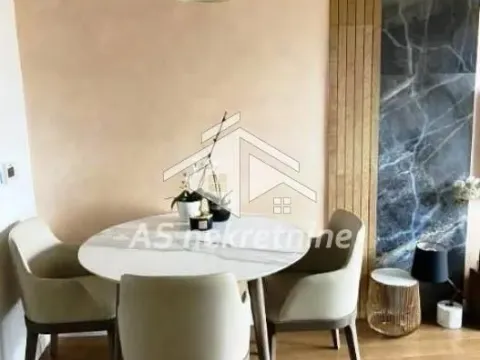 Rent, two bedroom apartment, 42m², Čubura, Beograd - image 4