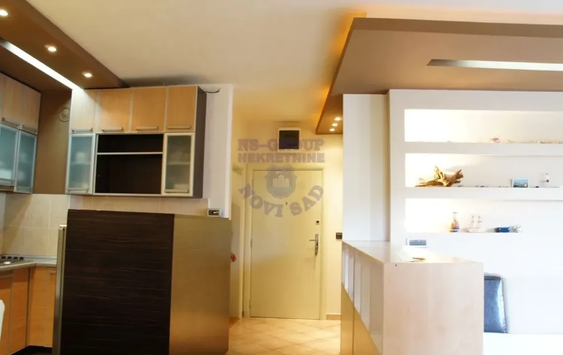 Prodaja, stan, 53m², Grbavica, Novi Sad Sve Podlokacije