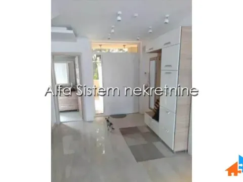 Rent, house, 326m², Banjica, Voždovac Sve Podlokacije - image 9