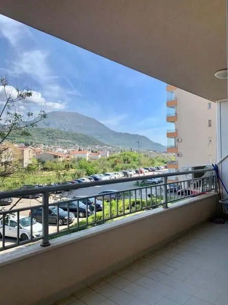 Sale, two bedroom apartment, 74m², Bar, Crna Gora