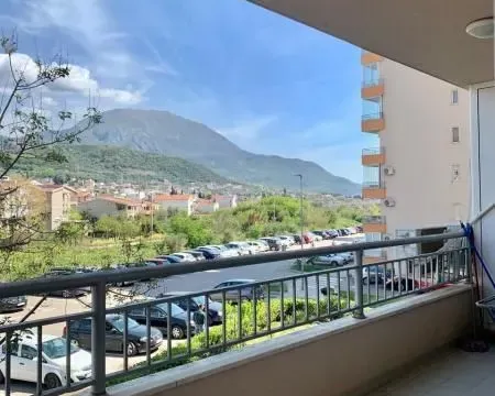 Sale, two bedroom apartment, 74m², Bar, Crna Gora - image 1