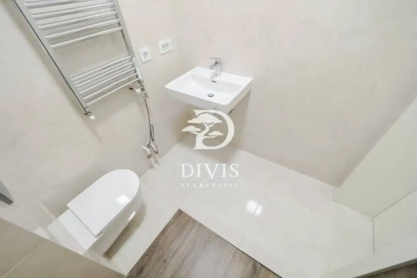 Sale, three bedroom apartment, 92m², Vračar Sve Podlokacije, Beograd