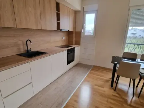 Sale, two bedroom apartment, 70m², City Kvart, Podgorica - image 12