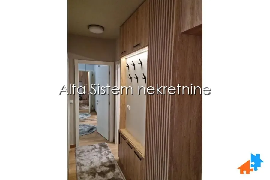 Izdavanje, trosoban stan, 62m², Novi Beograd Blok 65, Novi Beograd Sve Podlokacije
