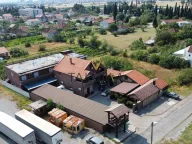 Prodaja, kuća, 1150m², Tološi, Podgorica - image 1