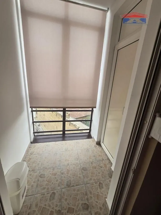 Izdavanje, jednosoban stan, 37m², Grbavica, Novi Sad Sve Podlokacije