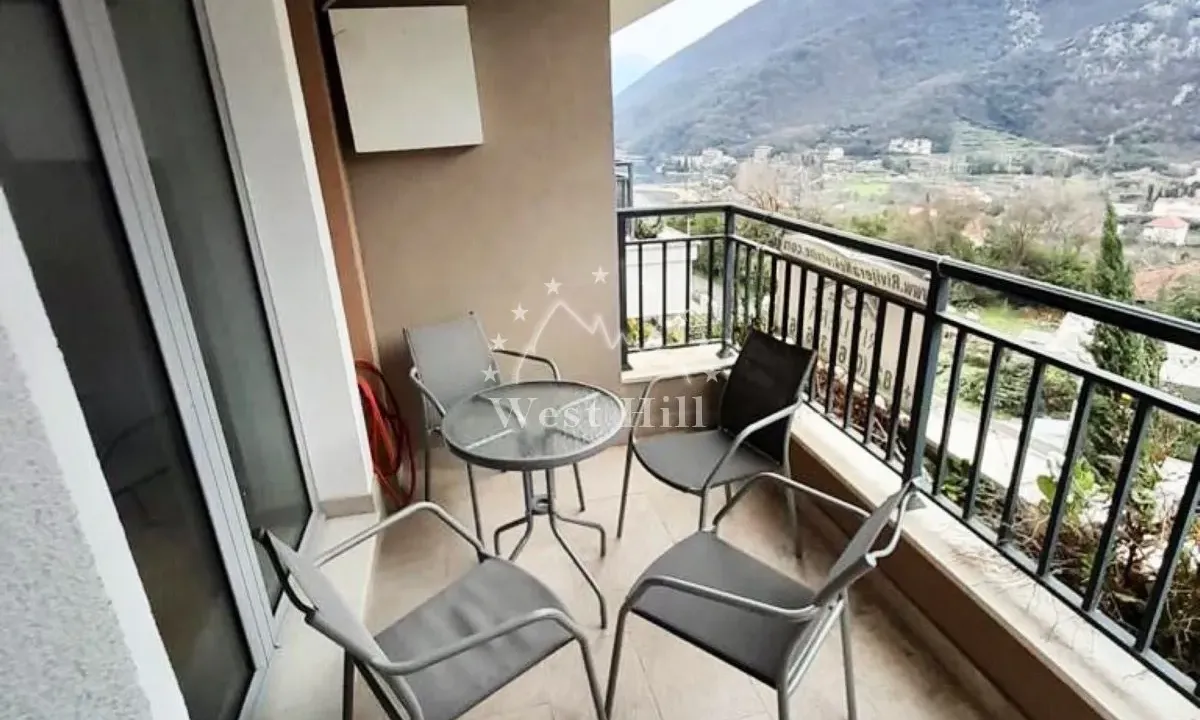Prodaja, jednosoban stan, 50m², Morinj, Kotor